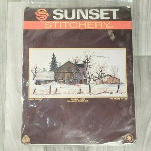 Sunset Stitchery Barn Scene 2426 Crewel Embroidery Kit